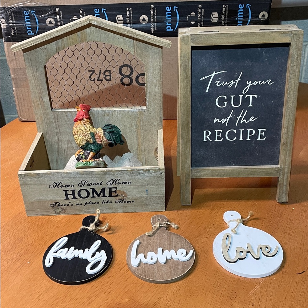 Farmhouse Decor (6) Piece Set